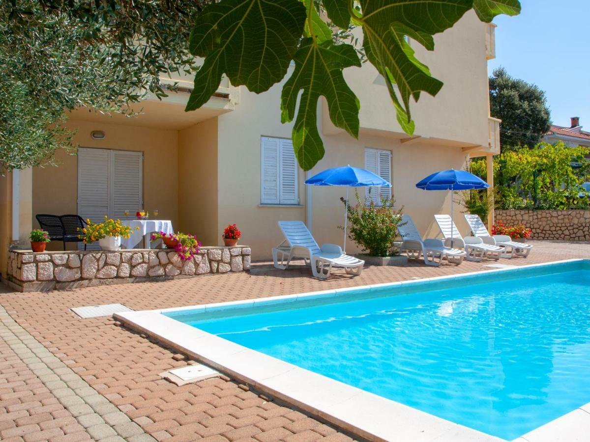 Apartments Villa Ana Mandre Buitenkant foto